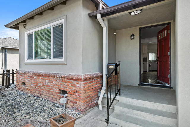 3860 Spad Place, Culver City CA: https://media.crmls.org/mediaz/d52e9963-a986-4d58-b0f9-cf9f7dec4072.jpg