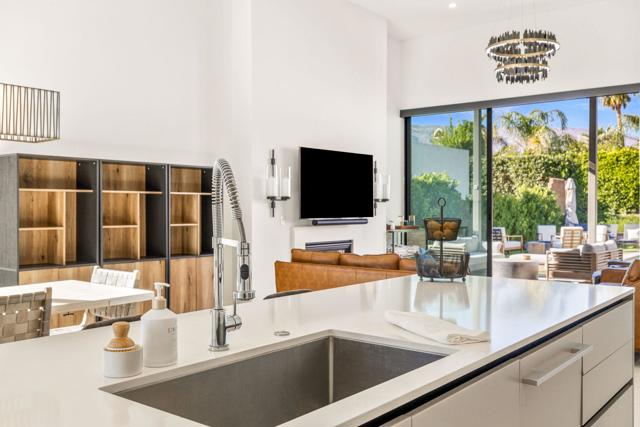 57601 Santo Thomas, La Quinta CA: https://media.crmls.org/mediaz/d53021f7-86fb-4237-bfed-b80234c4f220.jpg