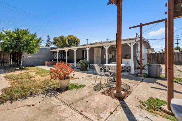 2523 Senter Road, San Jose CA: https://media.crmls.org/mediaz/d531310e-59df-45d9-acb7-ac2acd0da1ca.jpg