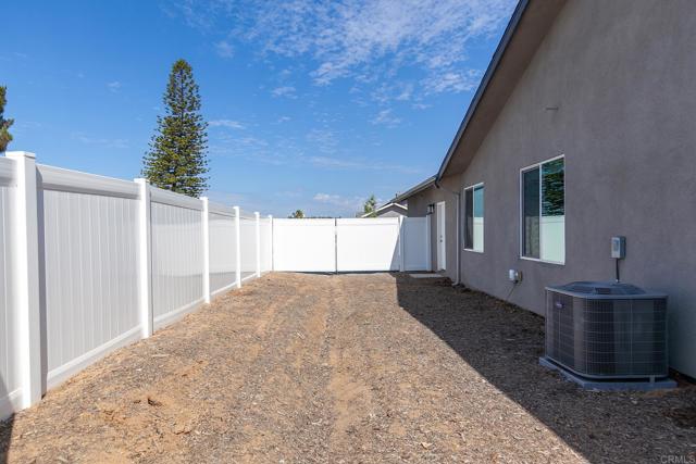 Detail Gallery Image 49 of 52 For 1609 Mauzy Way, El Cajon,  CA 92021 - 4 Beds | 3 Baths