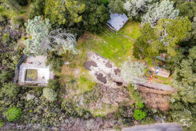 28750 Underwood Road, Salinas CA: https://media.crmls.org/mediaz/d532bdea-0b20-4508-a0e5-57576e68fe48.jpg
