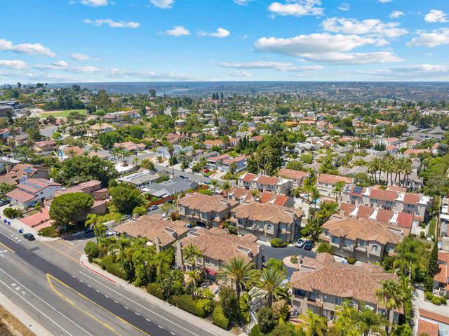 6786 Via Casa Del Sol, Carlsbad, California 92009, 4 Bedrooms Bedrooms, ,2 BathroomsBathrooms,Townhouse,For Sale,Via Casa Del Sol,240018796SD