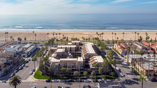 1200 Pacific Coast Highway, Huntington Beach CA: https://media.crmls.org/mediaz/d534135b-e0b5-4cea-932d-bfb94cd61f7f.jpg