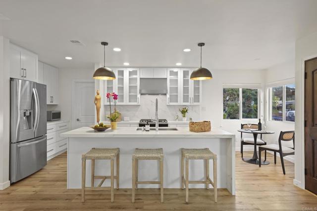 Detail Gallery Image 3 of 52 For 742 Snapdragon Street, Encinitas,  CA 92024 - 2 Beds | 1 Baths