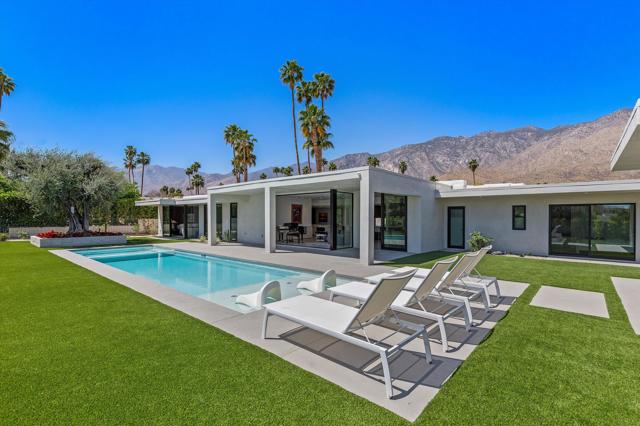 2290 S Yosemite Drive, Palm Springs CA: https://media.crmls.org/mediaz/d5342e36-92fb-4f3c-8ddf-e86a63230cbd.jpg