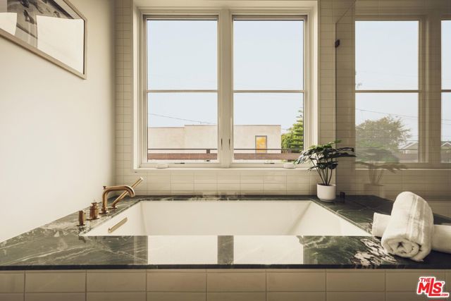 2114 Pier Avenue, Santa Monica CA: https://media.crmls.org/mediaz/d534583d-6d28-4c12-8b4d-5a370f9a3ed7.jpg