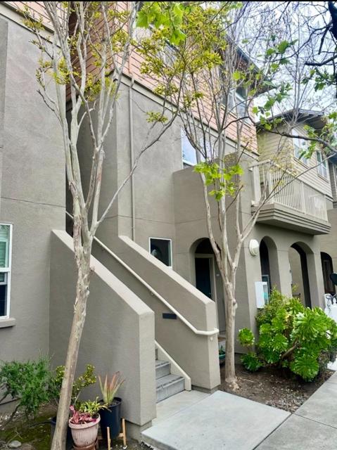 225 Pacifica Boulevard, Watsonville CA: https://media.crmls.org/mediaz/d5346463-8ba9-4e94-8c08-93bac8b5ecd4.jpg