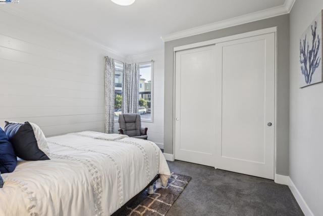 5789 Nugget Way, Dublin CA: https://media.crmls.org/mediaz/d534f0cb-69fa-44b2-b765-6bd548b75945.jpg