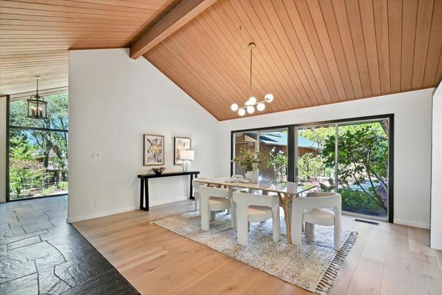 14582 Horseshoe Court, Saratoga CA: https://media.crmls.org/mediaz/d5355e71-fbe4-42b2-99da-baf9e081210d.jpg