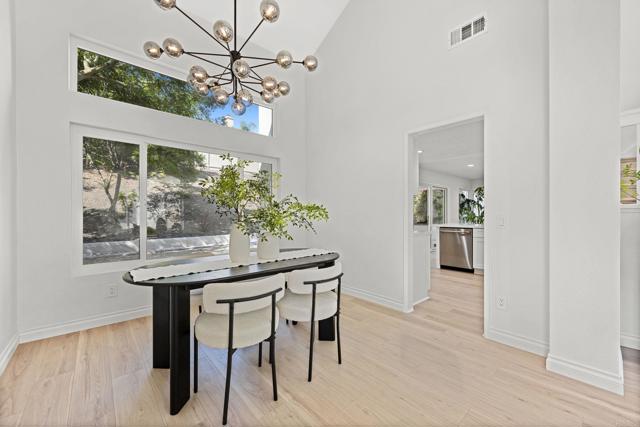 1421 Corte Clasica, San Marcos CA: https://media.crmls.org/mediaz/d535eb7a-2472-49fb-9451-ffdf1628a7be.jpg