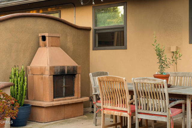 379 Rancho Drive, Ventura CA: https://media.crmls.org/mediaz/d536004d-7215-49fb-96fb-2a2b0d5a0514.jpg