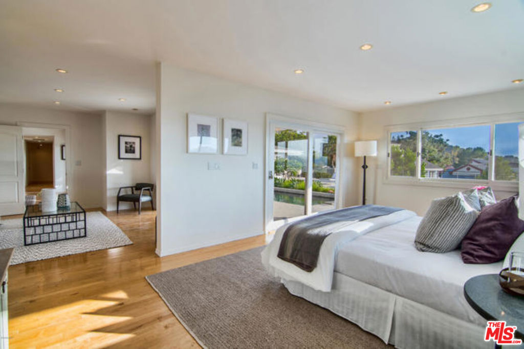 MLS #25621893 image #15