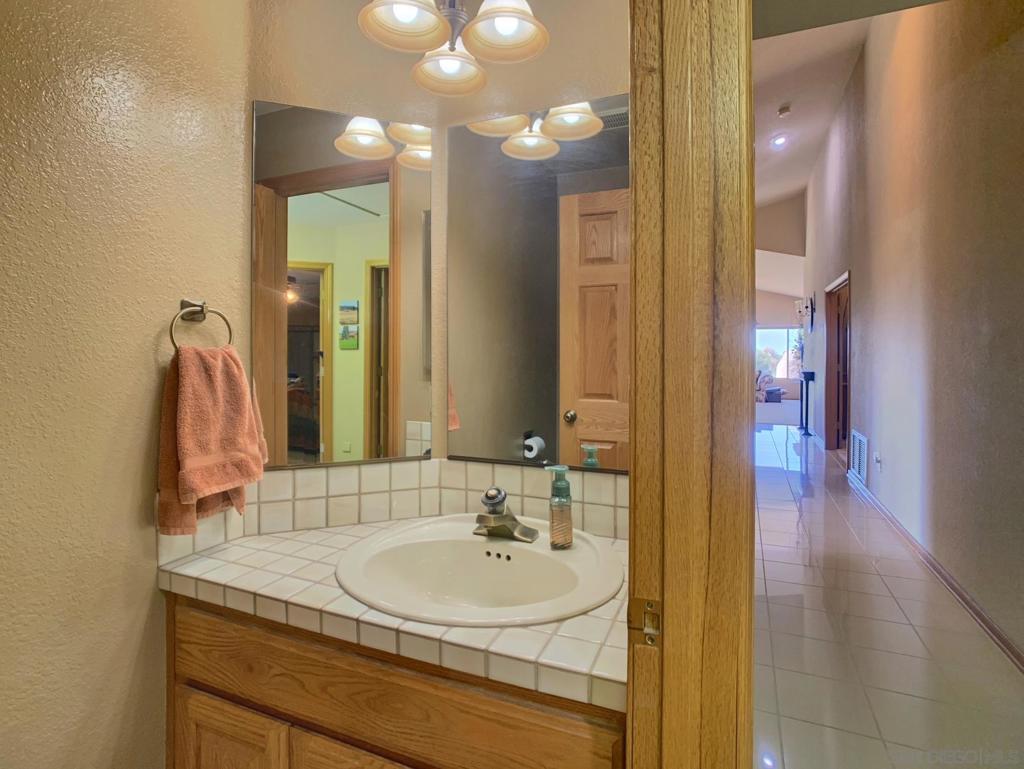 MLS #250023781SD img 24