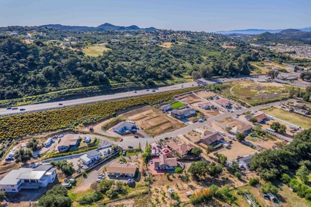 Detail Gallery Image 11 of 13 For 13814 Woods Valley Ct, Valley Center,  CA 92082 - – Beds | – Baths