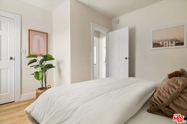621 Isabel Street, Los Angeles CA: https://media.crmls.org/mediaz/d539e286-a34e-452d-9e84-e2f60dbd8815.jpg