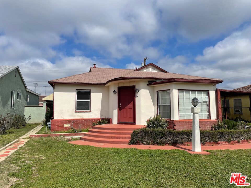 621 E 121st Place, Los Angeles, CA 90059