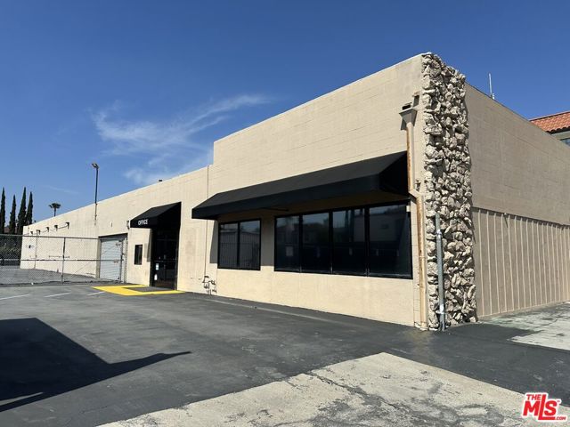  Commercial for Sale in North Hollywood, California