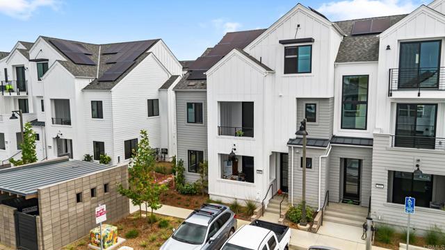 1400 Anacona Place, Encinitas CA: https://media.crmls.org/mediaz/d53cc891-1c26-4fa9-9b40-99a3eeb1936d.jpg