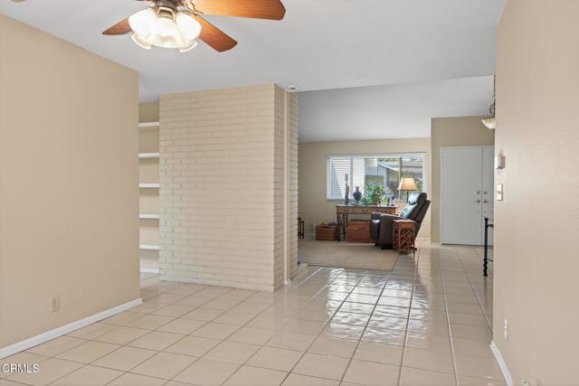 205 Larkhill Street, Thousand Oaks CA: https://media.crmls.org/mediaz/d53d40c7-14f3-4842-8d06-c84835dc40d6.jpg