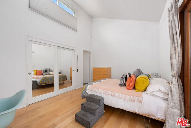 2016 Euclid Street, Santa Monica CA: https://media.crmls.org/mediaz/d53db3d3-0c91-48dd-a6df-4f33fe19c92b.jpg