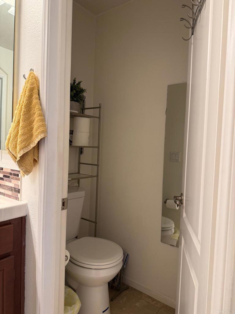 https://media.crmls.org/mediaz/d53dfa8f-c928-4763-934b-4f523092b896.jpg?preset=X-Large