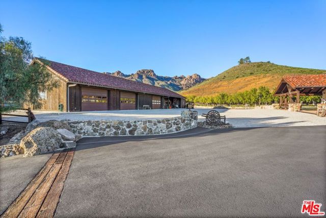 12486 Yerba Buena Road photo 4