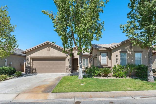 49377 Biery Street, Indio CA: https://media.crmls.org/mediaz/d53e512e-e58c-42d7-9c79-7828c26e333e.jpg