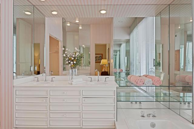 46650 Amir Drive, Palm Desert CA: https://media.crmls.org/mediaz/d53faadd-7f4b-4f41-967f-e67ce0bf6b5c.jpg