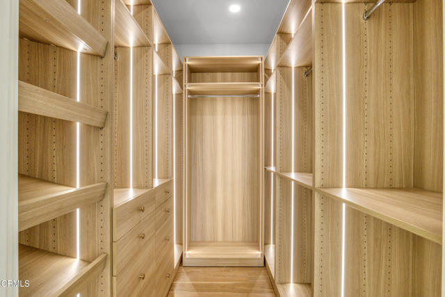 Detail Gallery Image 18 of 32 For 611 W Claremont St, Pasadena,  CA  - 3 Beds | 3 Baths