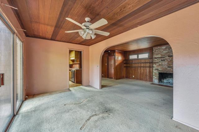 1036 Almanor Avenue, Menlo Park CA: https://media.crmls.org/mediaz/d5402d27-6494-4dc8-aa95-ec5639da018f.jpg