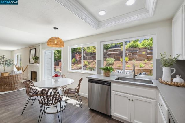 Image 16 of 59 For 2274 Dapplegray Lane