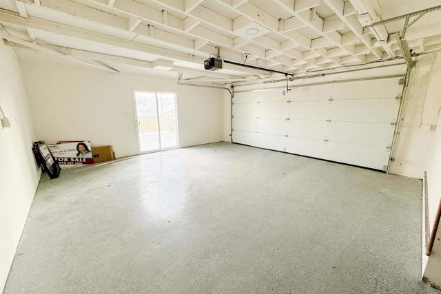 11774 Rocoso Rd, Lakeside CA: https://media.crmls.org/mediaz/d542199d-8a78-48cf-b003-95c9bcac86da.jpg