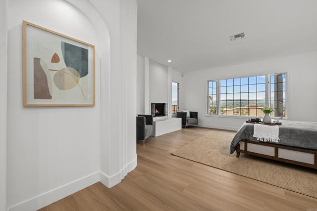 18150 Via Ascenso, Rancho Santa Fe CA: https://media.crmls.org/mediaz/d542663d-38cc-42cd-b2c2-7511cecbc282.jpg