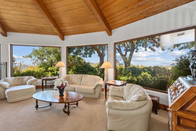 17156 Dos Hermanos, Poway CA: https://media.crmls.org/mediaz/d5441d1c-5806-4fe1-b380-464a6f3a4850.jpg