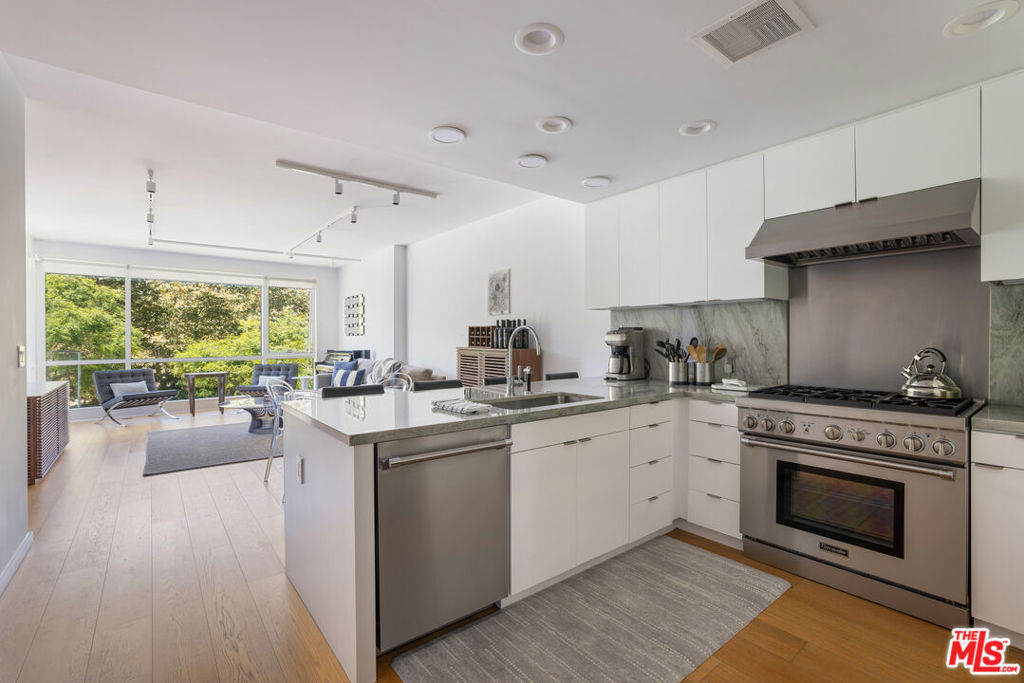1705 Ocean Avenue #209