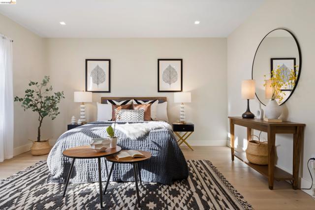 Image 23 of 49 For 636 56th St  