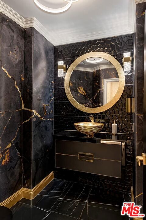 https://media.crmls.org/mediaz/d5456e97-73ab-4b03-9dda-765296dfc70f.jpg?preset=X-Large