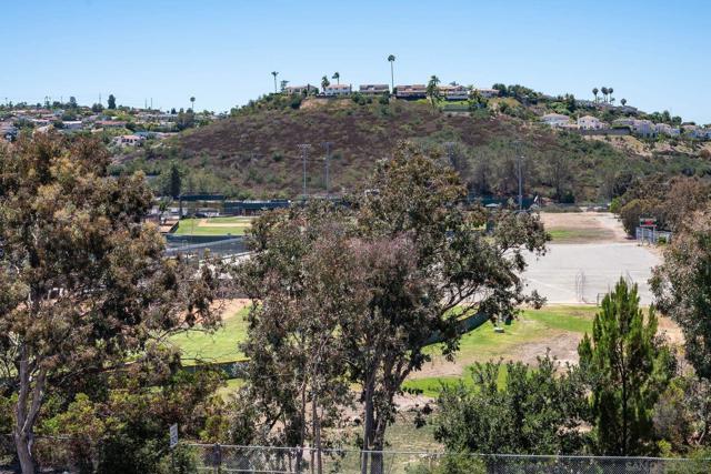 6816 Hyde Park Dr, San Diego CA: https://media.crmls.org/mediaz/d545f79d-6b84-44a8-8fae-b158ac99009a.jpg