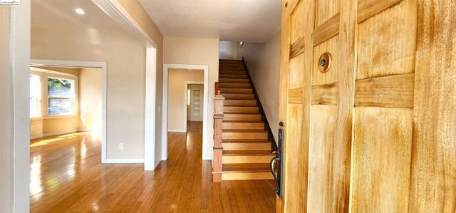 Image 3 of 36 For 1212 28th St