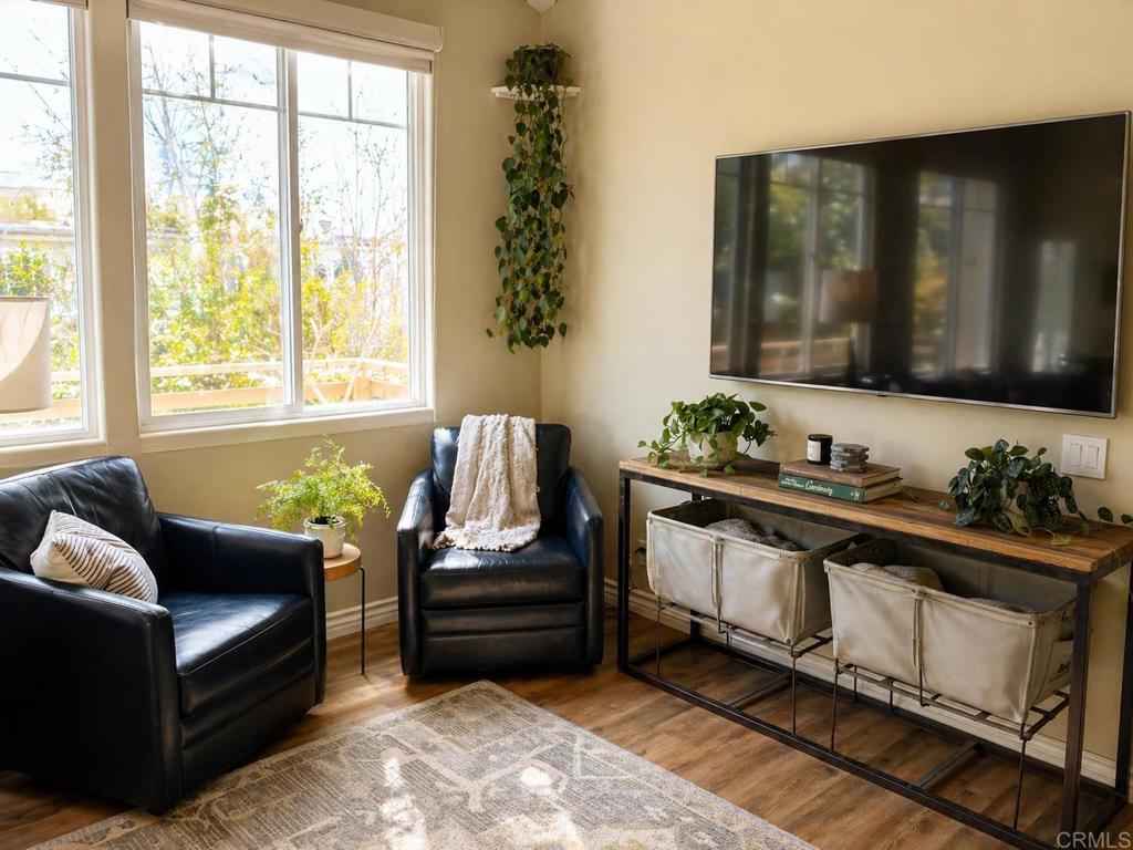 1147 Hornblend Street - photo 5