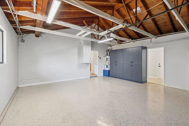 974 Via Hillview, Fallbrook CA: https://media.crmls.org/mediaz/d54794ca-8003-4b8b-945b-875d7f4b8e1b.jpg