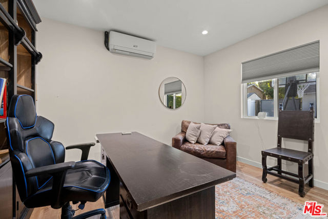 5932 Lubao Avenue photo 30