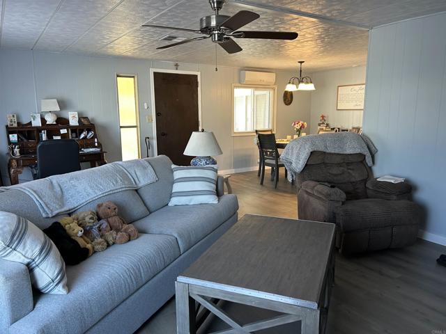 Detail Gallery Image 14 of 21 For 1506 Oak Dr #22,  Vista,  CA 92084 - 2 Beds | 2 Baths