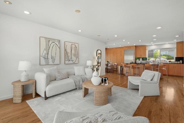 1405 Cedar Place, Los Altos CA: https://media.crmls.org/mediaz/d54a1a15-975a-4175-8f73-7f64fc27bf88.jpg