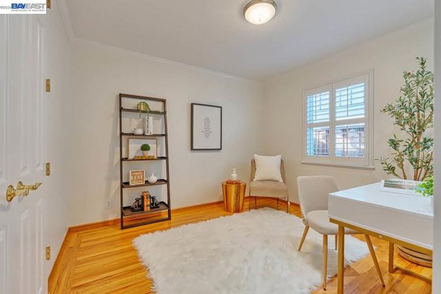 1515 Miramonte Ave, Mountain View CA: https://media.crmls.org/mediaz/d54a28be-023b-4ab1-ae91-497ccfb8af1c.jpg