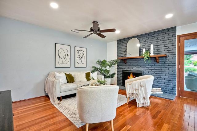 Detail Gallery Image 11 of 35 For 1855 Magdalene Way, San Diego,  CA 92110 - 4 Beds | 2 Baths