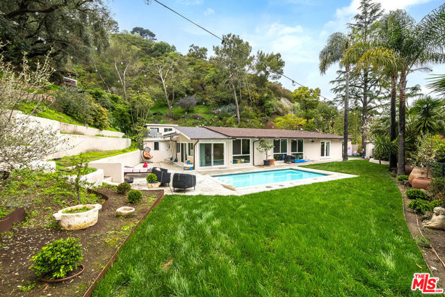 1737 North Beverly Drive photo 1