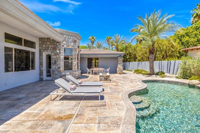 28 Clancy Lane S Lane, Rancho Mirage CA: https://media.crmls.org/mediaz/d54b564d-c90b-421b-8250-c60d3a068077.jpg