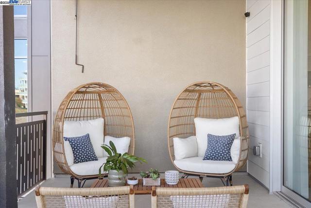 2250 Kilowatt Way, Fremont CA: https://media.crmls.org/mediaz/d54bea5e-8c4e-40f9-b7dc-3499acad97c6.jpg