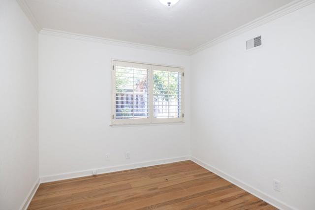 510 Valencia Drive, Los Altos CA: https://media.crmls.org/mediaz/d54c2850-41c4-4ca9-b86e-b0db655d2996.jpg